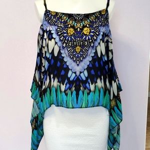 Shahia Parides top.